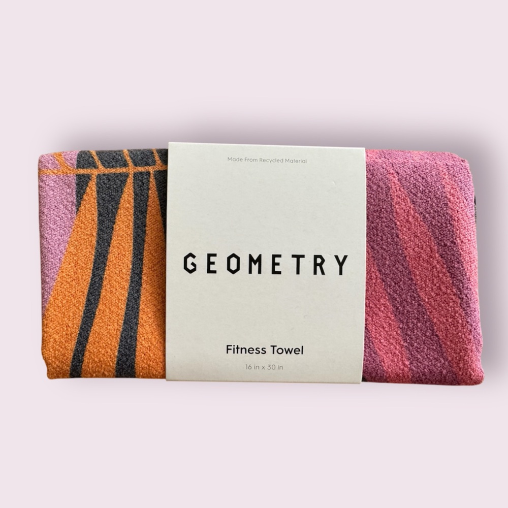 (NWT) Geometry Tea Towel 18" × 30"